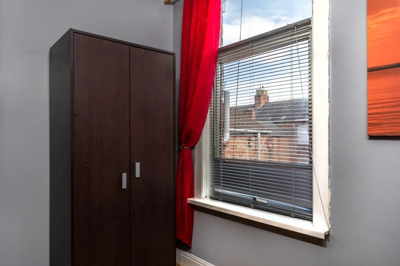 Apartment 3 Bedroom Middlesborough Town Centre Town House Middlesbrough